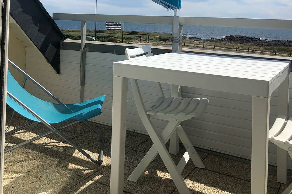 Appartement entier, Piriac Sur Mer  Grand T2 pleine Face Mer Terrasse Wifi haut débit in Piriac-sur-Mer, Côte d'Amour