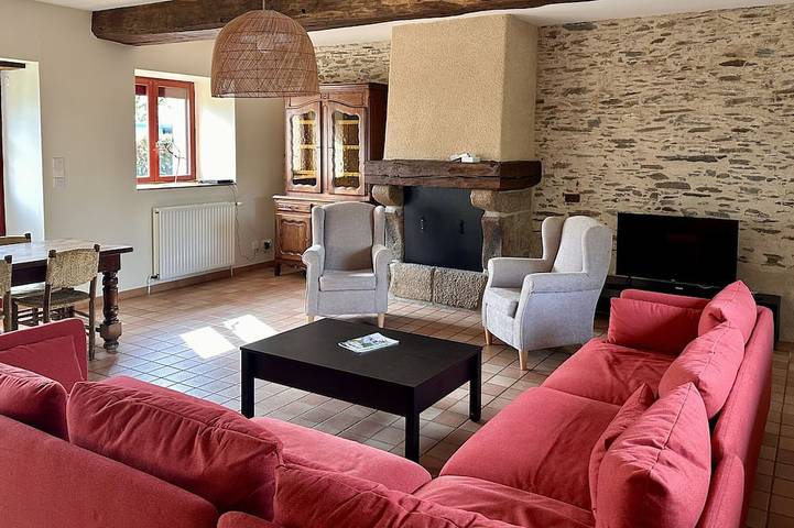 Gîte pour 9 personnes, avec jardin