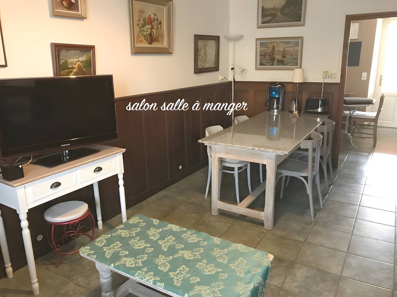 Casa de vacaciones «Gîte La Petite Gourmande» con terraza compartida, jardín común y Wi-Fi in Aramits, Béarn