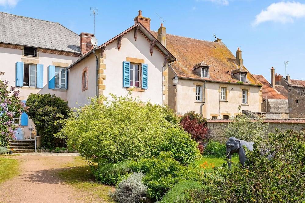 Homerez - Maison confortable à Souvigny + Jardin in Souvigny, Allier