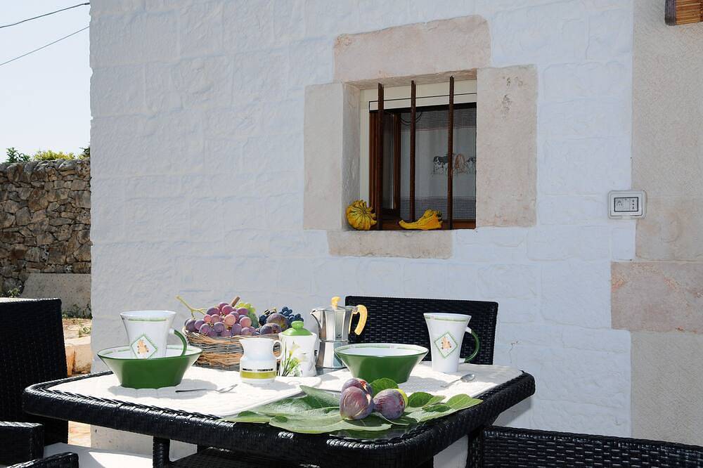 Panoramic Trullo - Micele Holiday Houses in Locorotondo, Bari Provinz