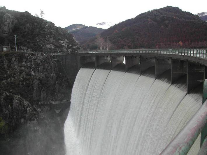 Gîte pour 6 personnes, avec vue et balcon, animaux acceptés à Villefort - 3