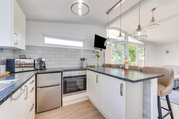 Cottage for 4 people in Mumbles