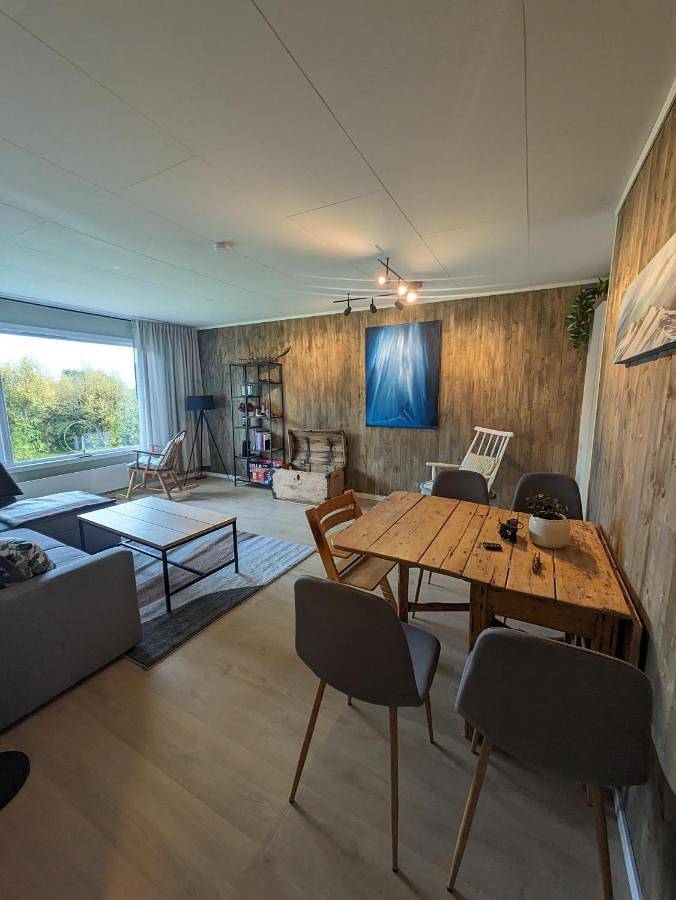 Gîte pour 6 personnes, avec sauna ainsi que jardin et vue dans Lyngseidet