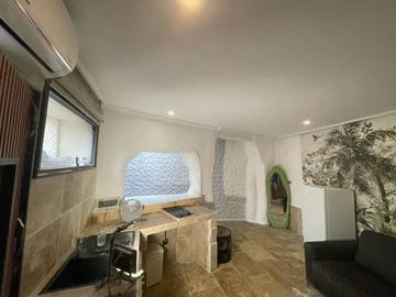 Gîte pour 2 personnes, avec vue et terrasse, animaux acceptés à Corbara