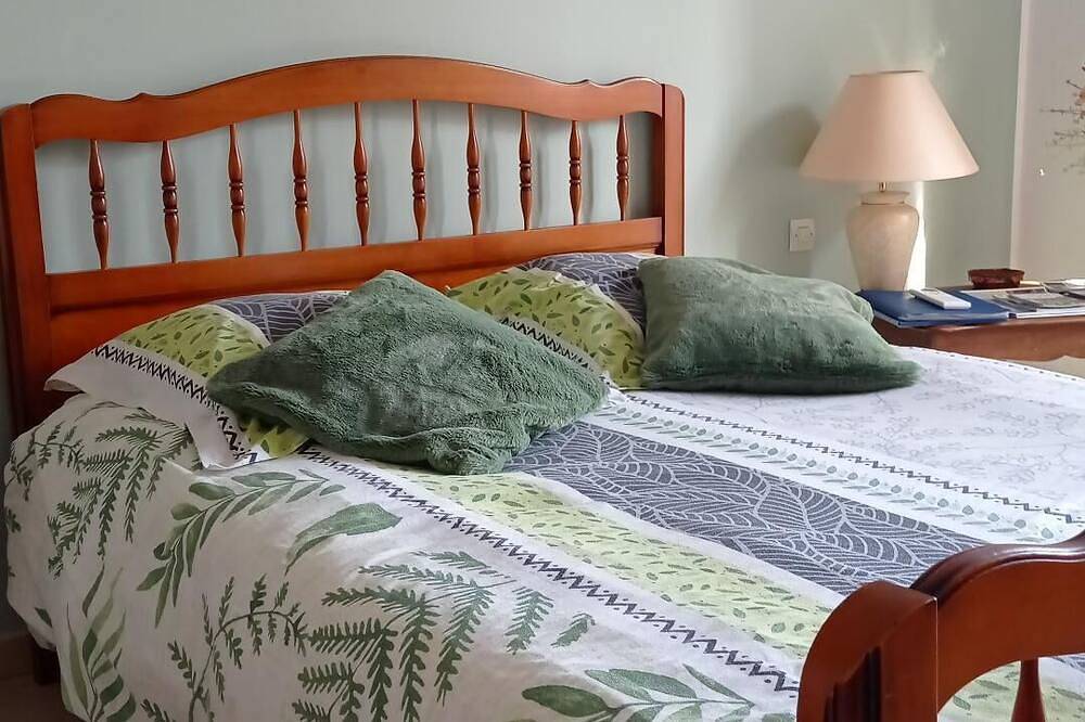 Bed and breakfast in South Luberon in Villelaure, Regionaler Naturpark Luberon