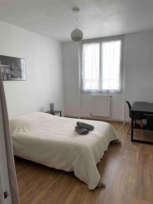 Appartement entier, Three-Bedroom Apartment in Angers, Région d'Angers