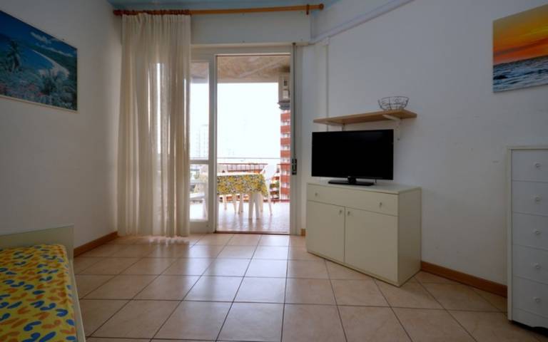 Ganzes Studio, Studio mit Pool in einer ruhigen Residenz in Ufficio 11, Lignano Sabbiadoro