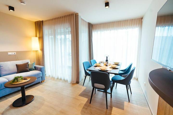 Ferienwohnung für 5 Personen, mit Balkon und Terrasse in Brackenheim