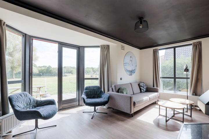 Vakantiepark 't Broeckhuys — 4 - Person Wellness Badhuys 13 Bungalow in Betuwe