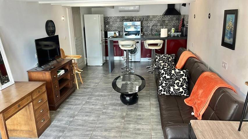 Gîte pour 6 personnes, avec Terrasse ainsi que Jardin et Vue à Castres - 3