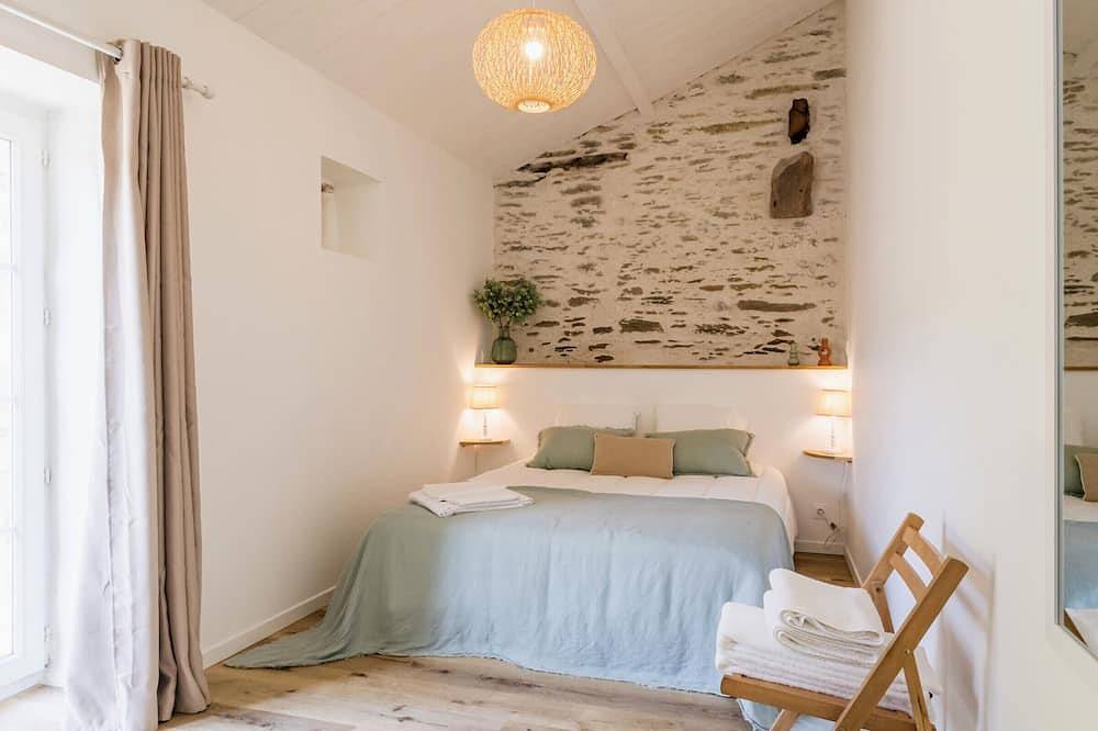 Maison avec piscine privée chauffée, proche plage à Pornic in Pornic, Côte de Jade