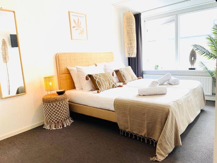 Maison d’hôte pour 18 personnes, avec jardin et terrasse, animaux acceptés à Zoutelande