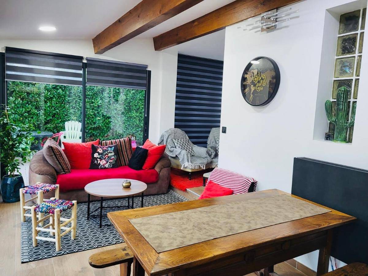 Appartement entier, Maison de Celya in Saint-Georges-d'Orques, Côte méditerranéenne (France)