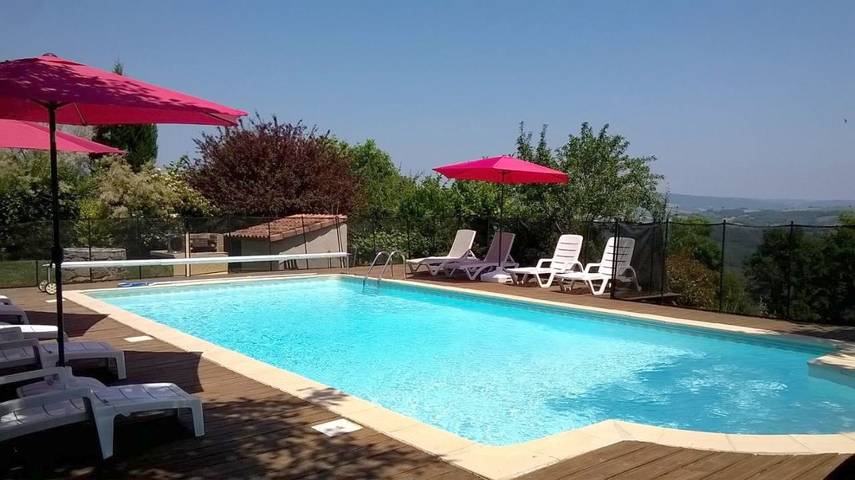 Maison de vacances pour 4 personnes, avec Terrasse et Jardin ainsi que Piscine et Vue