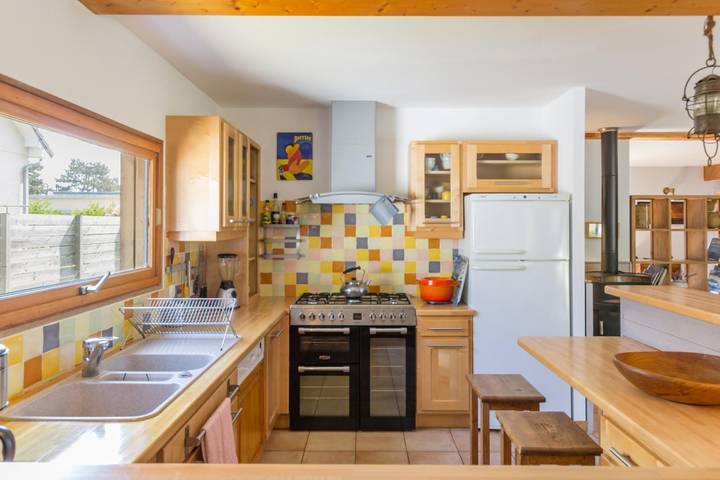 Gîte pour 8 personnes, avec jardin et terrasse à Hauteville-sur-Mer - 3