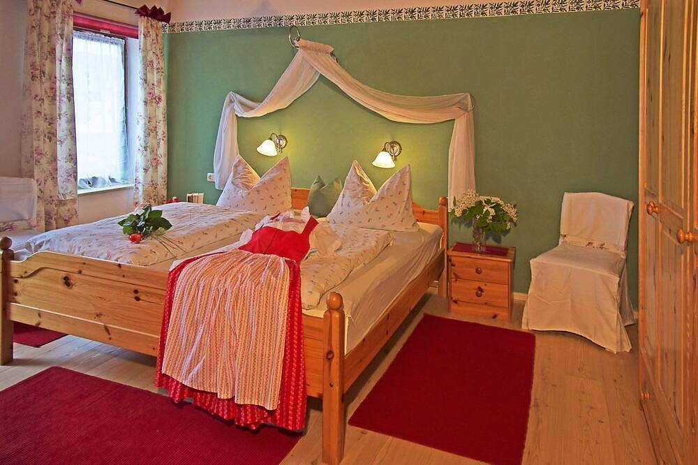 Ganze Wohnung, Ferienwohnung auf Bauernhof, 55 qm bis 5 Personen, für Familien in Obing, Landkreis Traunstein