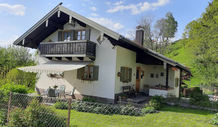Ferienhaus für 6 Personen, mit Balkon und Terrasse sowie Garten in Siegsdorf - 2
