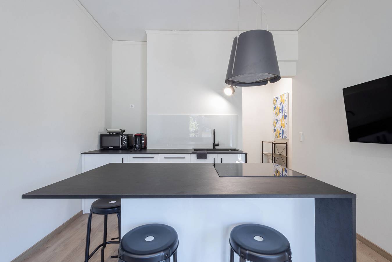 Geheel appartement, Agiou Orous 1 bdr in Centraal deel van Athene, Athene