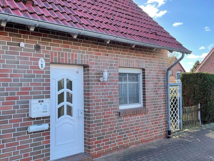 Ferienwohnung für 6 Personen, mit Terrasse und Garten sowie Pool und Sauna in Carolinensiel