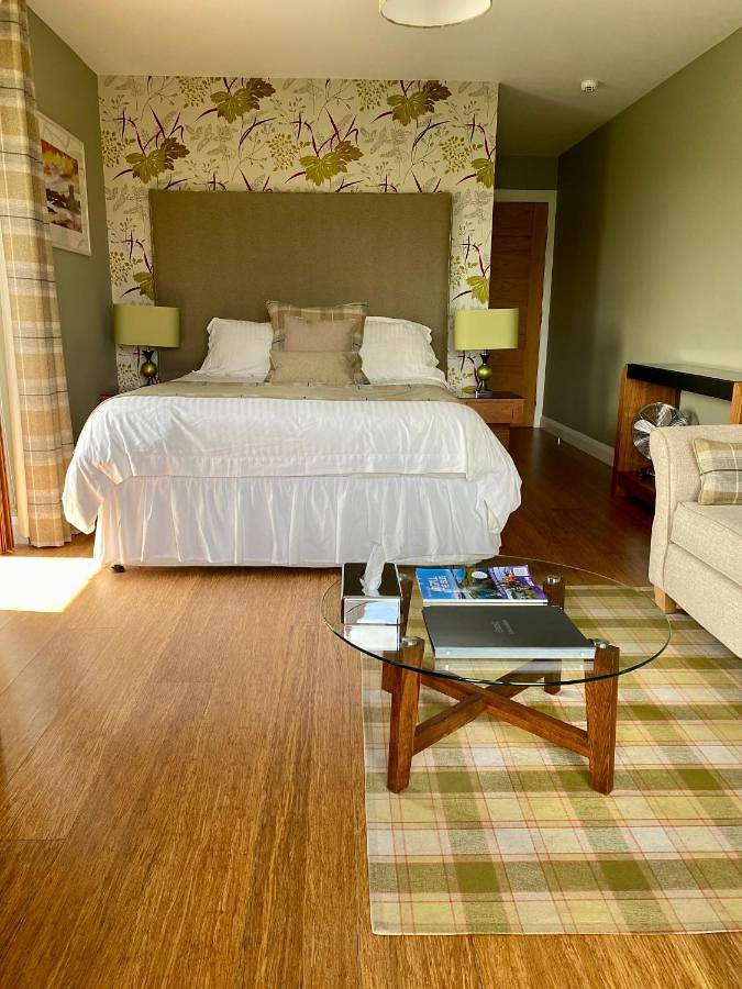Aspen Lodge in Oban, Loch Linnhe
