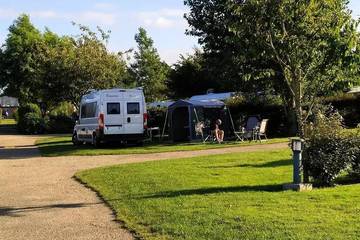 Camping pour 4 Personnes dans Les Loges, Côte d'Albâtre, Photo 4