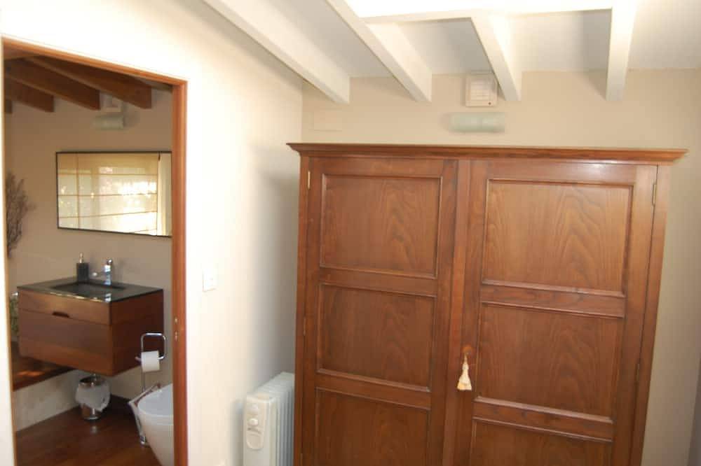 ¡¡Oportunidad En Septiembre!!  Preciosa Casa Independiente Con Jardin.  Mascotas in Camargo, Costa de Cantabria