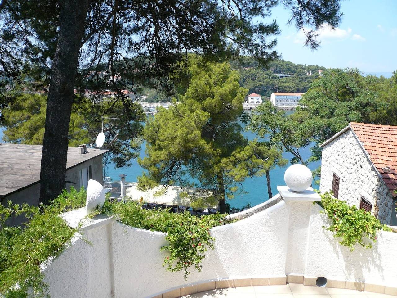 Appartement entier, Garçonniere avec la terrasse et la vue sur le mer Jelsa, Hvar As-25835-a in Jelsa, Hvar