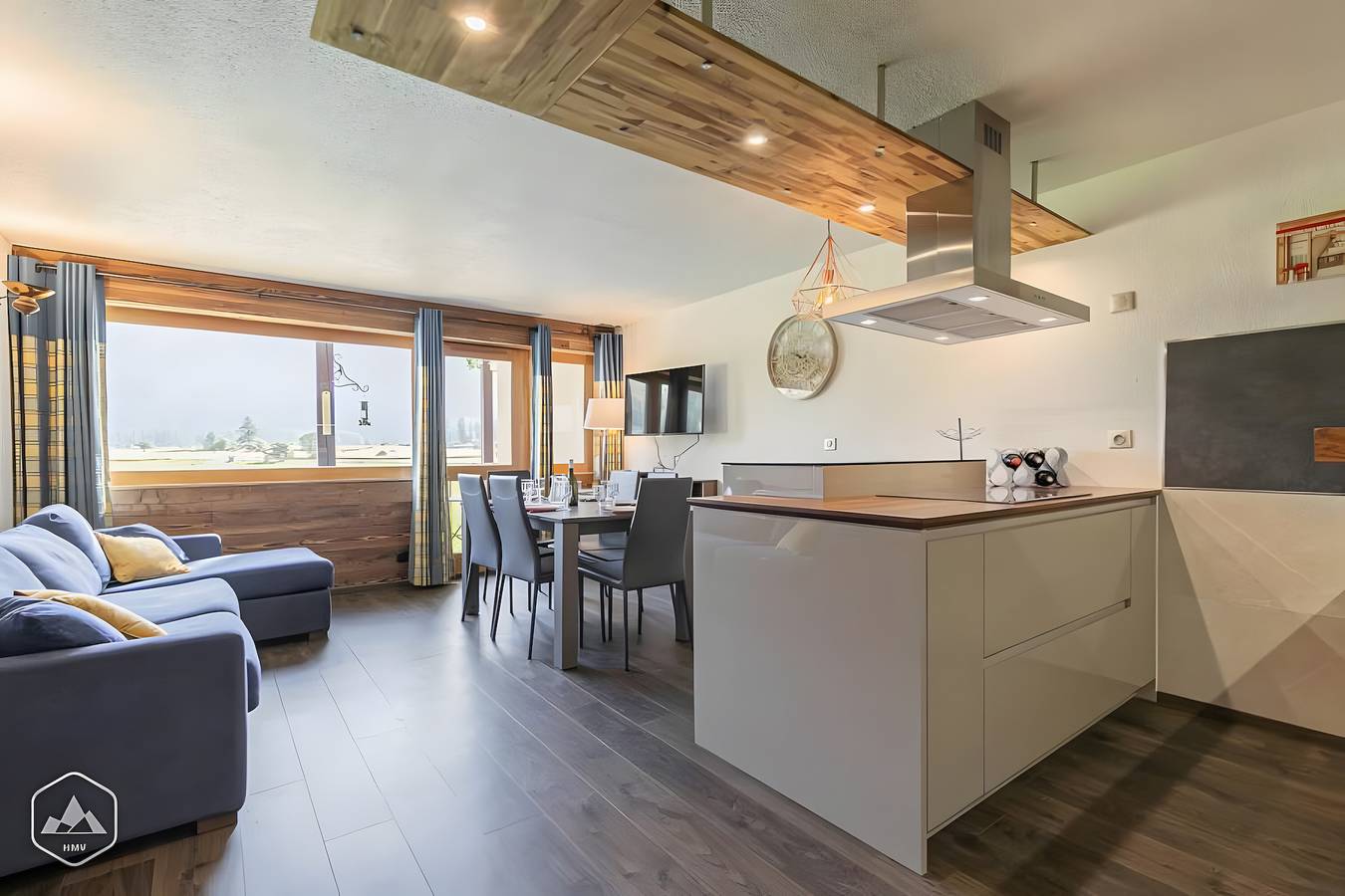 Entire apartment, Holiday apartment for 6 people in Bessans, Saint-Jean-de-Maurienne region
