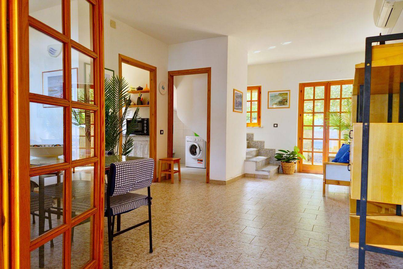 Appartamento intero, [Villa Papiyon 2] Appartamento con accesso privato in spiaggia in Sas Linnas Siccas, Orosei