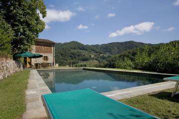 Villa for 10 People in Pescaglia, Italian Riviera, Photo 2