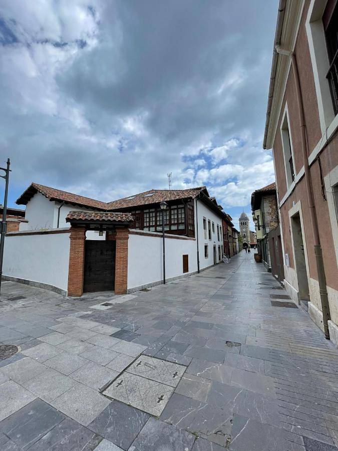 Apartamento para 4 personas, con terraza y vistas, Se admiten mascotas en Luanco