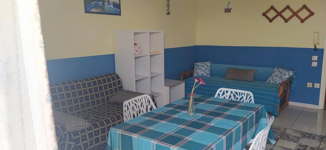 Gîte pour 5 personnes, avec jardin et vue, animaux acceptés dans Nea Kallikratia - 4