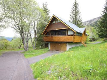 Chalet pour 7 personnes, avec balcon à Mont-Dore