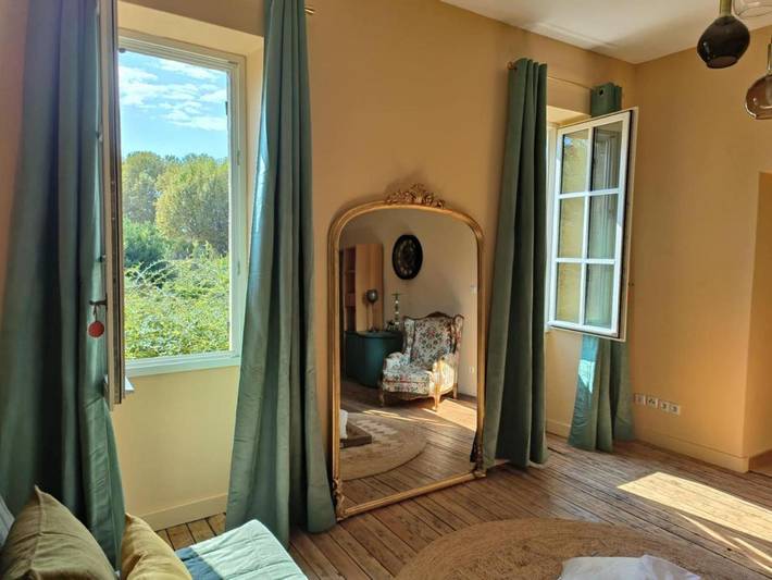 Location de vacances pour 4 personnes, avec piscine et jardin ainsi que vue et sauna à Saint-Bonnet-du-Gard - 3