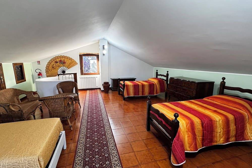 Villa Marvitt - Stone Cottage in Isernia, Isernia Provinz