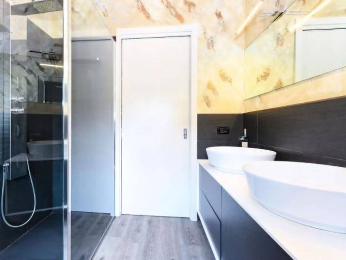 Villa für 6 Personen, mit Balkon in Desenzano del Garda - 4