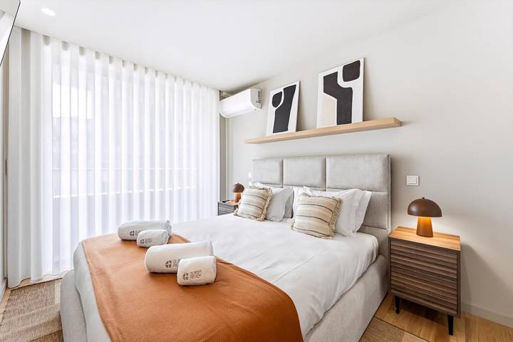 Appartement entier, Appartement de vacances pour 5 personnes avec balcon in Porto, District de Porto