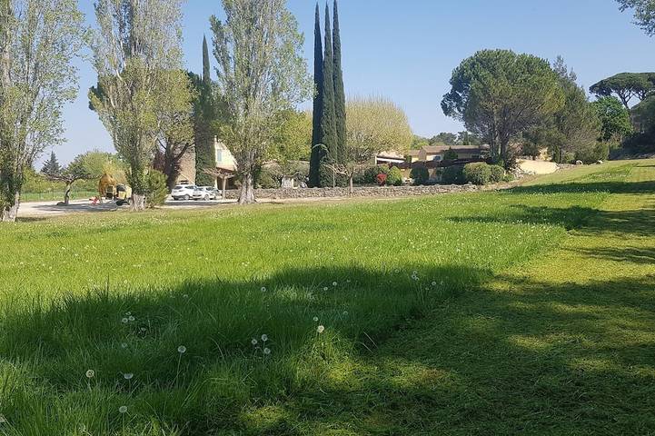 Gîte pour 4 personnes, avec jardin et piscine à Loriol-du-Comtat - 4
