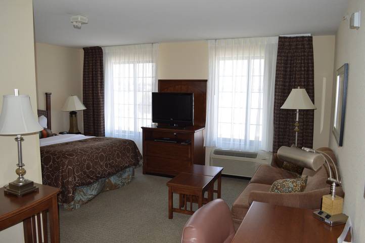 Staybridge Suites Milwaukee West - Oconomowoc in Oconomowoc (Wisconsin), Condado de Waukesha