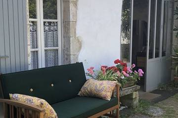 Gîte pour 6 personnes, avec terrasse et jardin à Loix