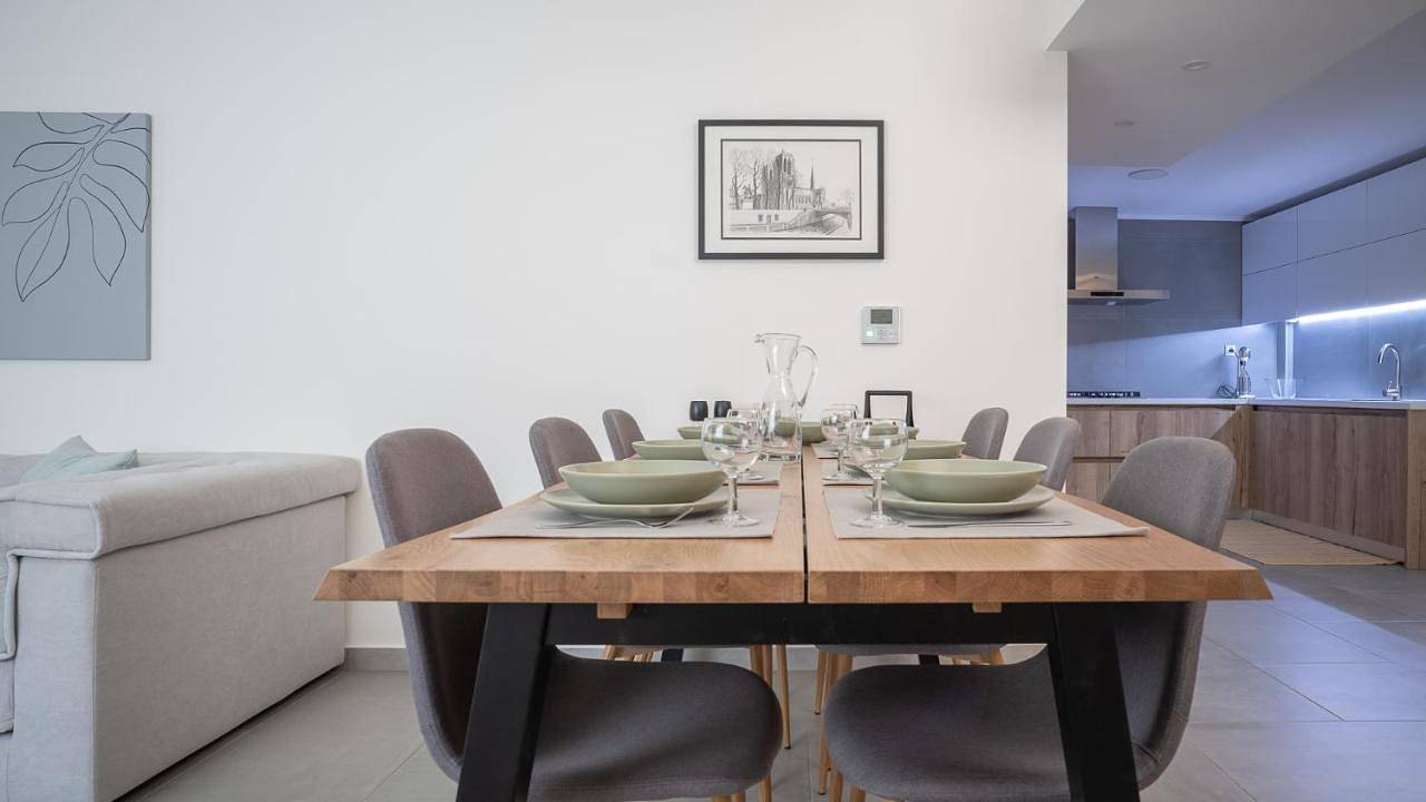 Ganze Wohnung, Two-Bedroom Apartment in Chalkida, Euböa
