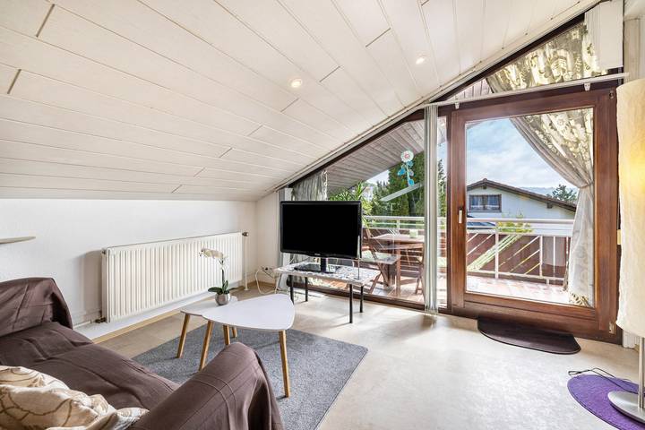 Geheel appartement, Appartement 'Studio Wacholderheide' met balkon en wifi in Onstmettingen, Albstadt