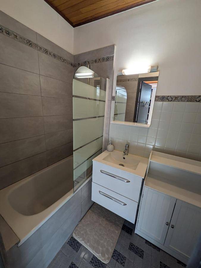 Gîte pour 4 personnes, avec vue et balcon dans Office De Tourisme La Toussuire - 2