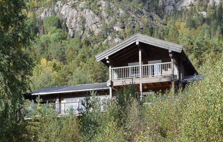 Ferienhaus für 6 Personen mit Terrasse in Nissedal