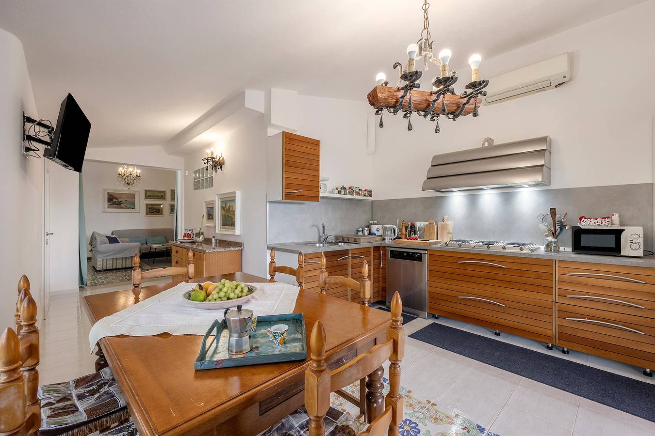 Villa 'Margherita' con vistas al mar, Wi-Fi y aire acondicionado in Provincia de Palermo