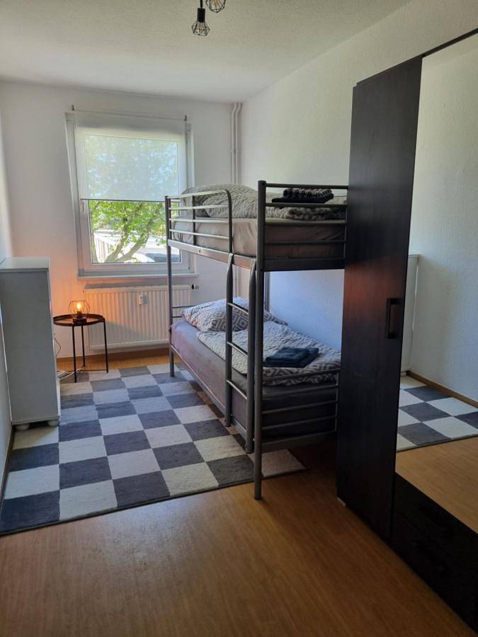 Ganze Wohnung, Two-Bedroom Apartment in Bitterfeld, Bitterfeld-Wolfen