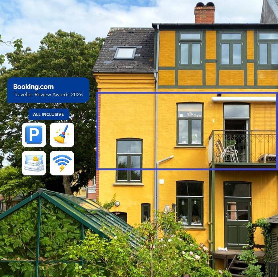 Appartement entier, City Center Apartment with Balcony, Garden & Free Parking in Odense, Région d'Odense