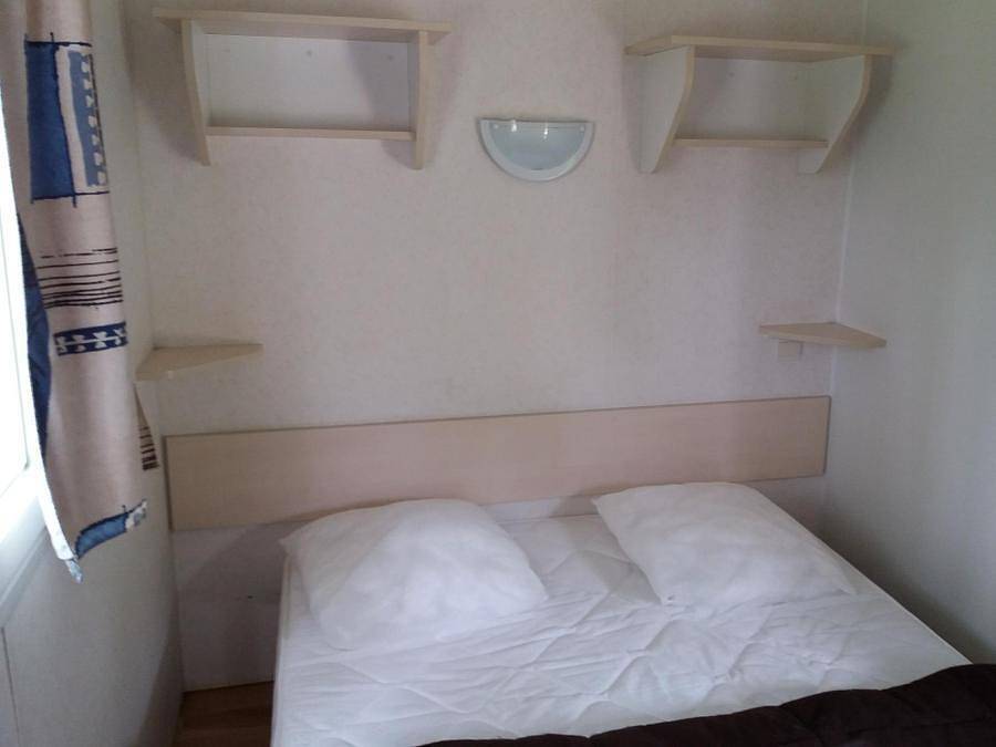 Camping la Ripole - Mobile home 4 persons - Bikini in Abjat-sur-Bandiat, Périgord-Limousin Regional Nature Park