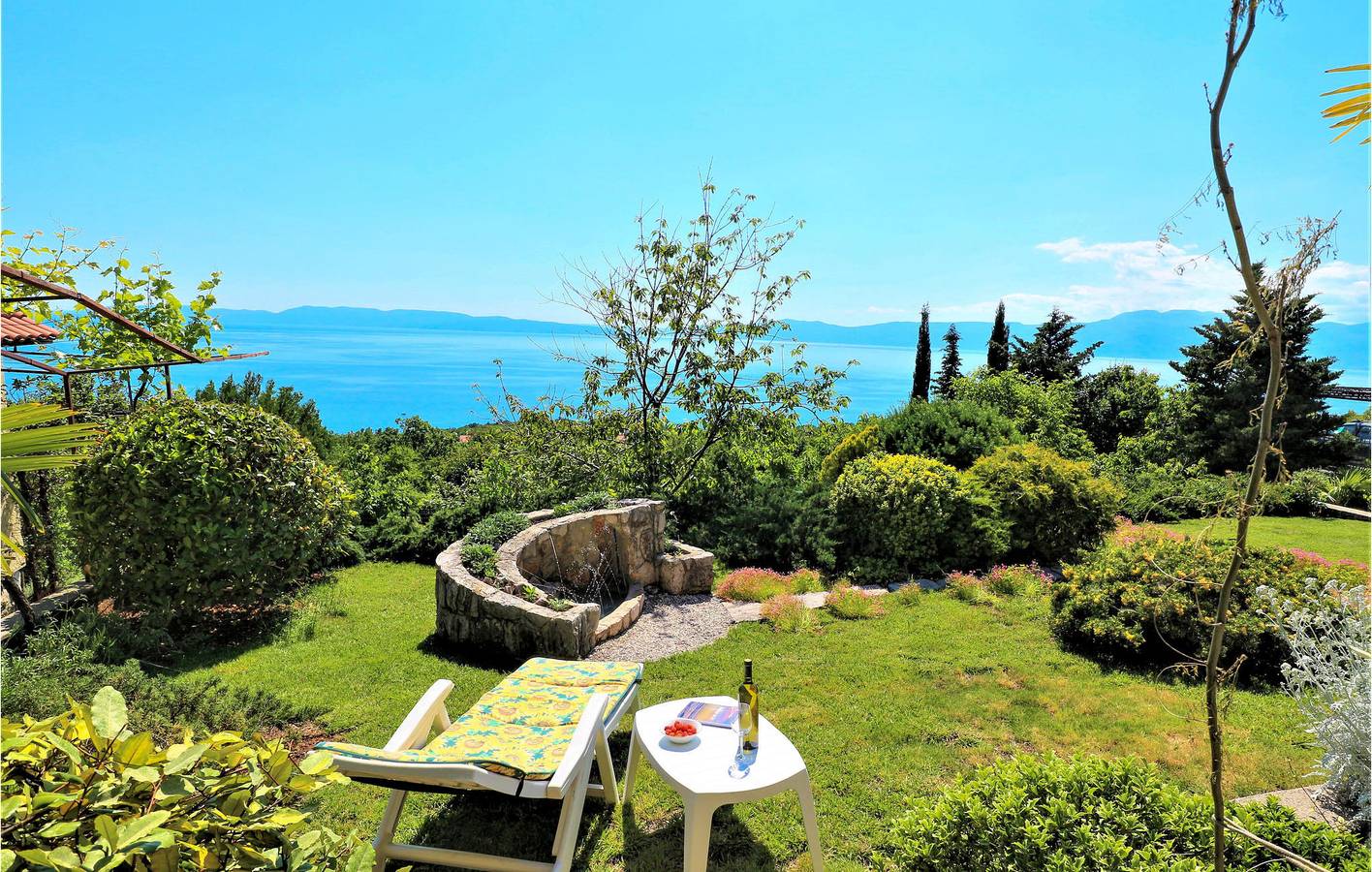 Ganze Ferienwohnung, Ferienwohnung für 6 Personen mit Terrasse in Vrh Martinscice, Primorje-Gorski Kotar